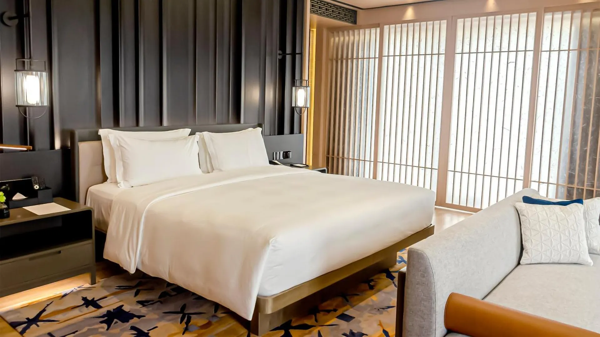 Hotel Okura Manila At Newport World Resorts Pasay 5*,